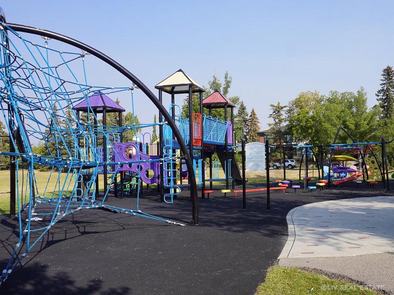 Elboya Homes for Sale in City Centre Calgary Liv Real Estate® Listings